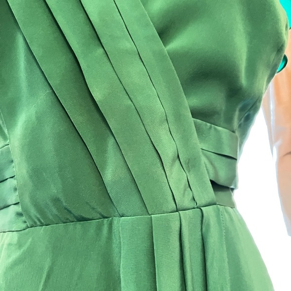 BCBG MaxAzria Emerald Green Ruffled Silk Halter Top, Size: L - Picture 2 of 6